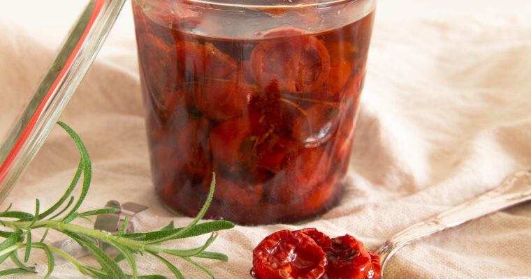 Semidried tomater – Opskrift vidunderlige langtidsbagte tomater