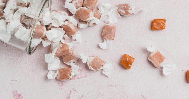 Flødekarameller med flagesalt – bløde karameller med et strejf af salt