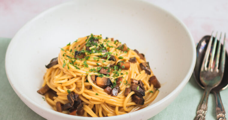 Svampe carbonara – vegetarisk pasta med  svampe ala carbonara