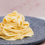 Pasta alfredo med masser af smør og ost