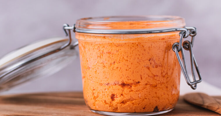 Tomatsmør – Opskrift på lækkert smør med tomatsmag